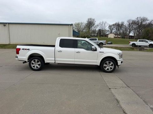 Used 2019 Ford F150 Platinum w/ Equipment Group 701A Luxury AWD/4WD image 2