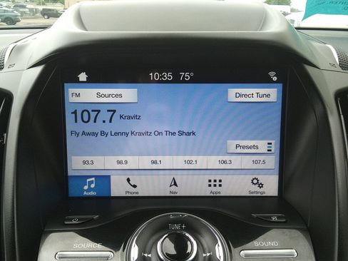 Used 2019 Ford Escape Titanium image 22