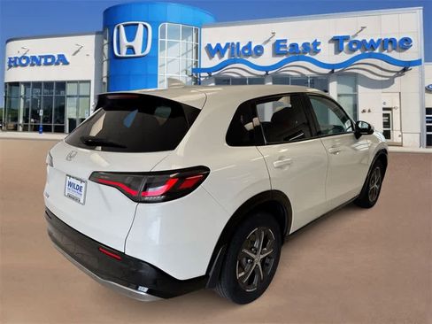 Certified 2024 Honda HR-V EX-L image 8