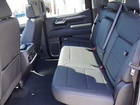 Used 2023 Chevrolet Silverado 1500 LTZ w/ LTZ Premium Package image 18