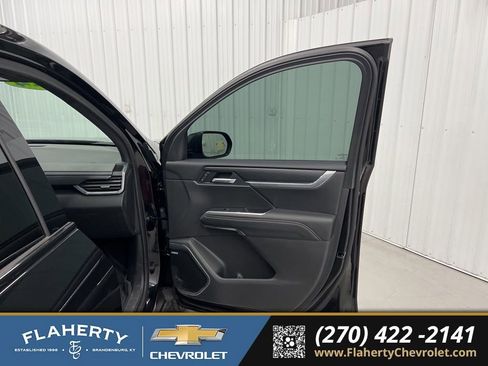 Used 2024 GMC Acadia Elevation w/ Black Edition FWD image 14