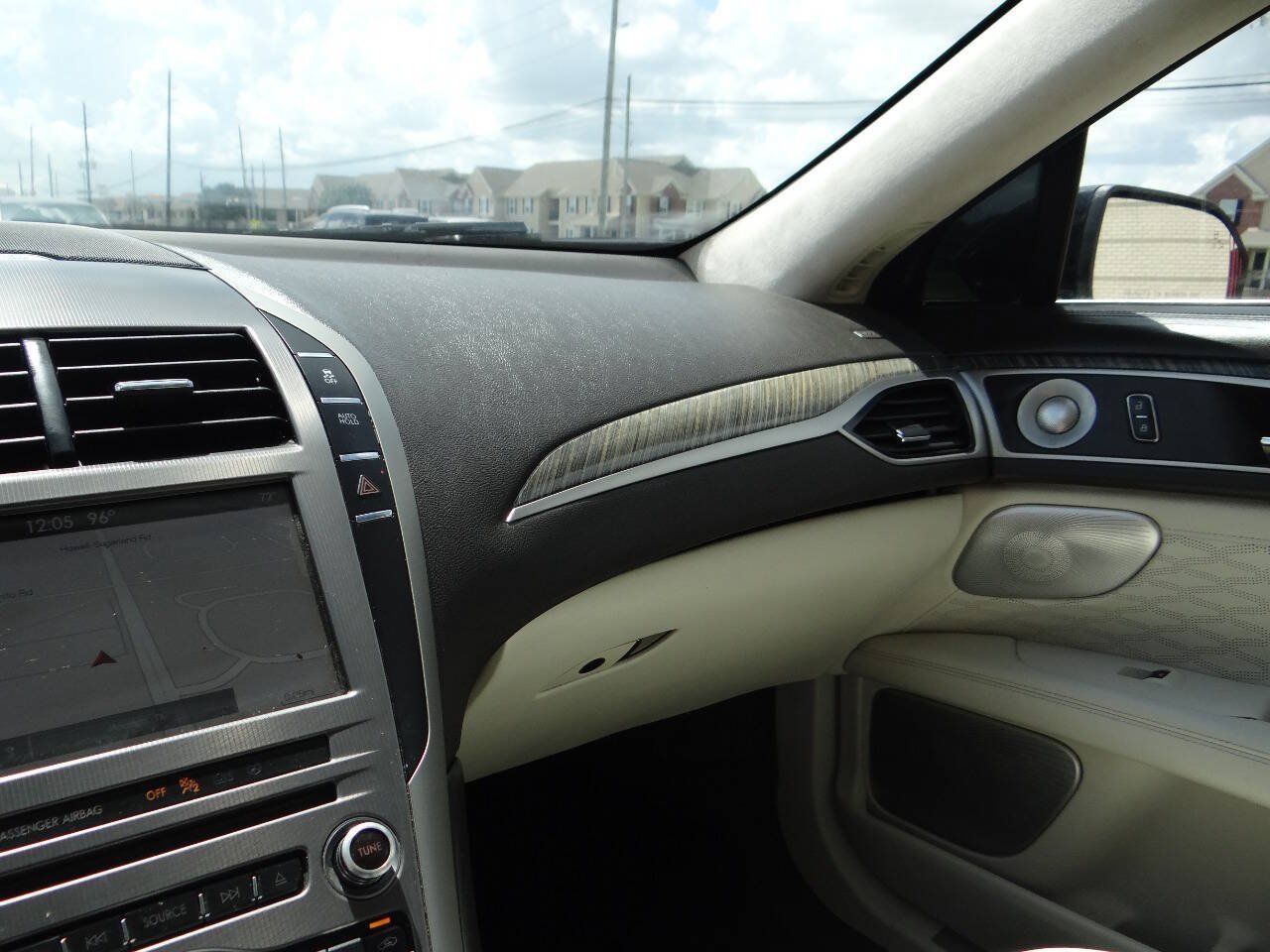 Used 2017 Lincoln MKZ Black Label FWD image 18