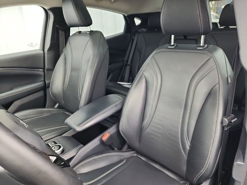 Used 2021 Ford Mustang Mach-E Premium image 15