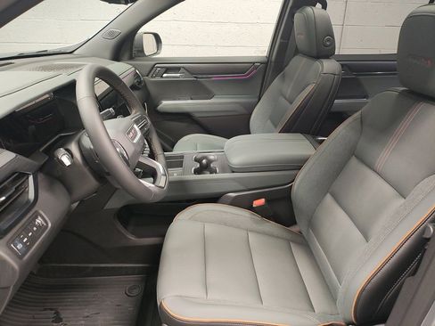 New 2026 GMC Acadia AT4 w/ Luxury Package image 24