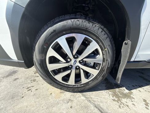 Used 2025 Subaru Outback Premium image 10