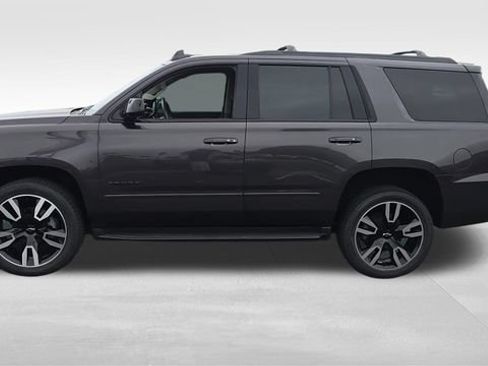 Used 2018 Chevrolet Tahoe Premier w/ RST 6.2L Performance Edition AWD/4WD image 9