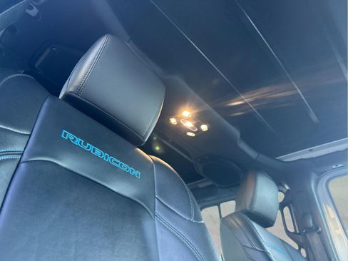 Used 2021 Jeep Wrangler Unlimited Rubicon 4xe w/ Cold Weather Group image 17