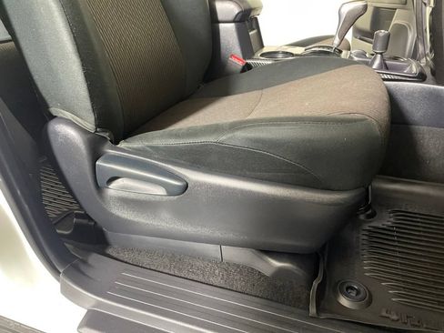 Used 2019 Toyota 4Runner TRD Off-Road AWD/4WD image 19