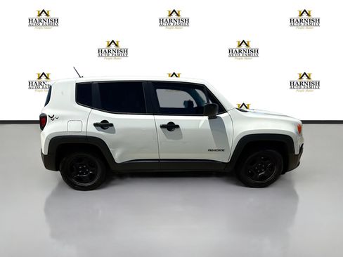 Used 2016 Jeep Renegade Sport w/ Power & Air Group FWD image 6
