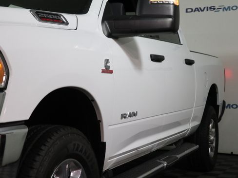 Used 2024 RAM 2500 Big Horn w/ Off Road Package AWD/4WD image 11