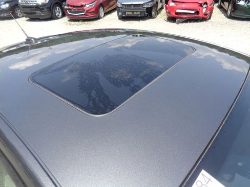 Used 2017 Ford Fusion SE FWD image 10