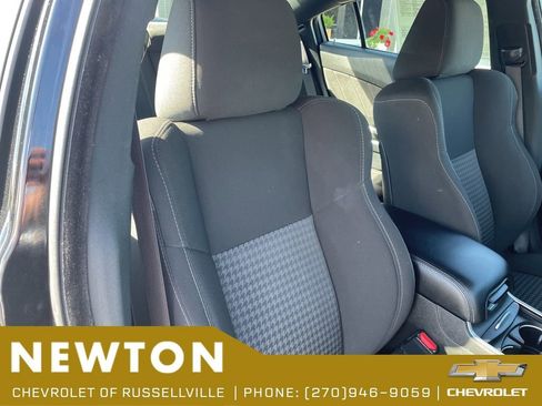 Used 2022 Dodge Charger GT RWD image 21