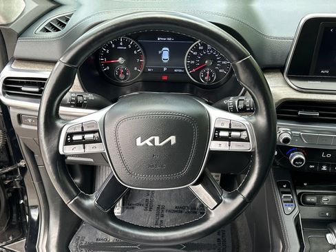 Certified 2022 Kia Telluride SX w/ SX Prestige Package AWD/4WD image 19
