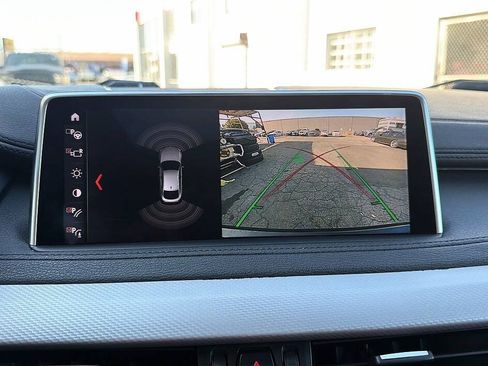 Used 2018 BMW X6 sDrive35i RWD image 11