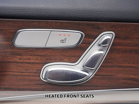 Used 2021 Mercedes-Benz GLC 300 4MATIC image 7