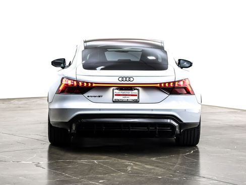 Used 2024 Audi RS e-tron GT image 5