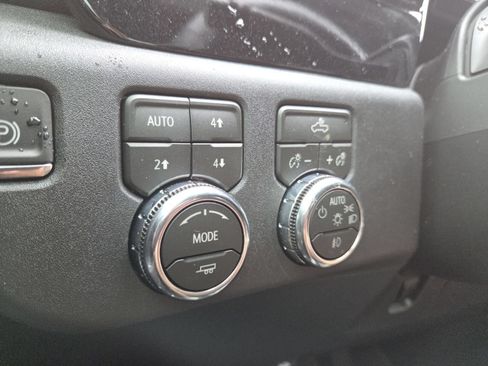 New 2026 GMC Sierra 1500 Elevation AWD/4WD image 5