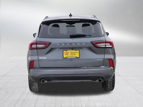 Used 2023 Ford Escape ST-Line image 6
