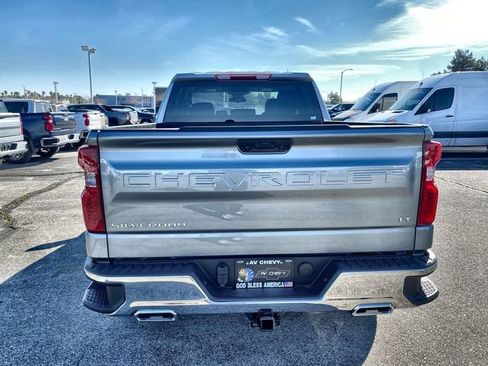 New 2026 Chevrolet Silverado 1500 LT w/ Z71 Off-Road Package AWD/4WD image 13