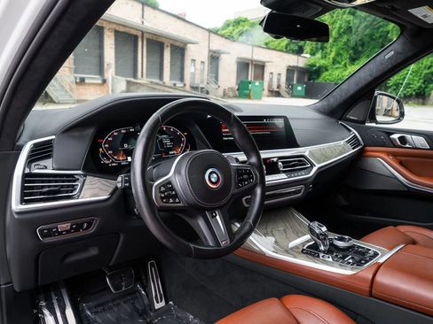 Used 2021 BMW X7 M50i AWD/4WD image 22
