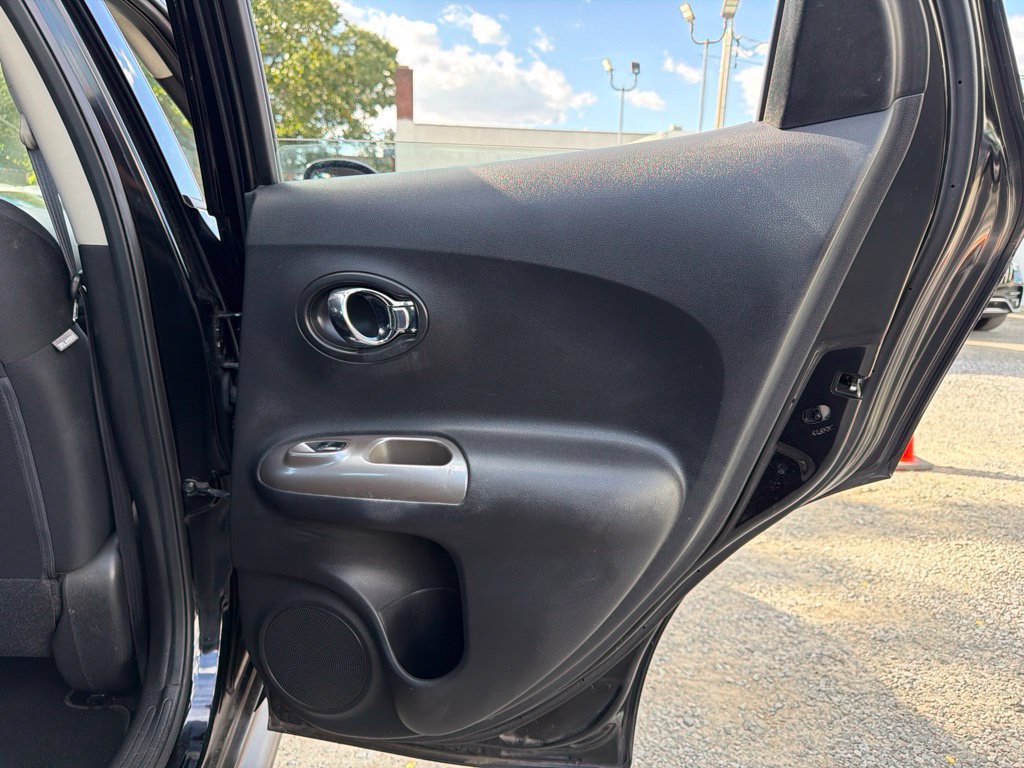 Used 2014 Nissan Juke S AWD/4WD image 18