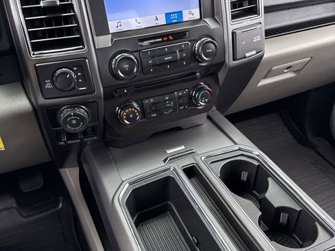 Used 2018 Ford F150 XLT w/ Equipment Group 302A Luxury image 19