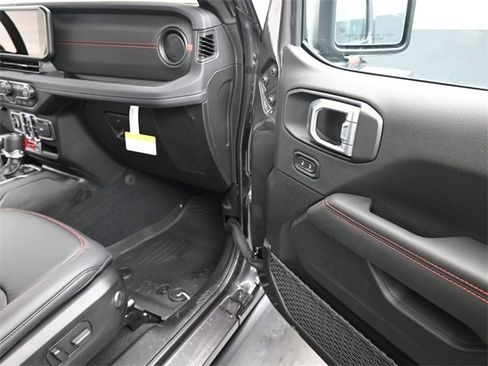 New 2026 Jeep Wrangler Unlimited Rubicon image 23