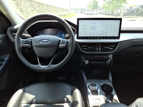 Used 2023 Ford Escape Platinum AWD/4WD image 33