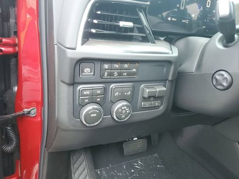 New 2026 Chevrolet Tahoe Premier w/ Sun And Tow Package AWD/4WD image 21