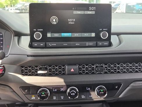 Used 2025 Honda Accord SE image 25