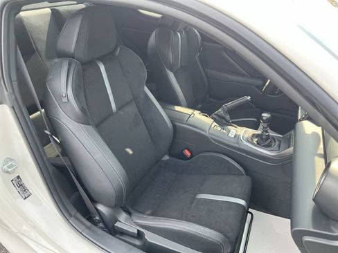 Used 2024 Toyota GR86 Premium RWD image 26