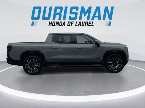 Used 2024 GMC Sierra EV Denali image 9