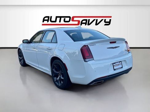 Used 2023 Chrysler 300 S w/ Comfort Group image 5