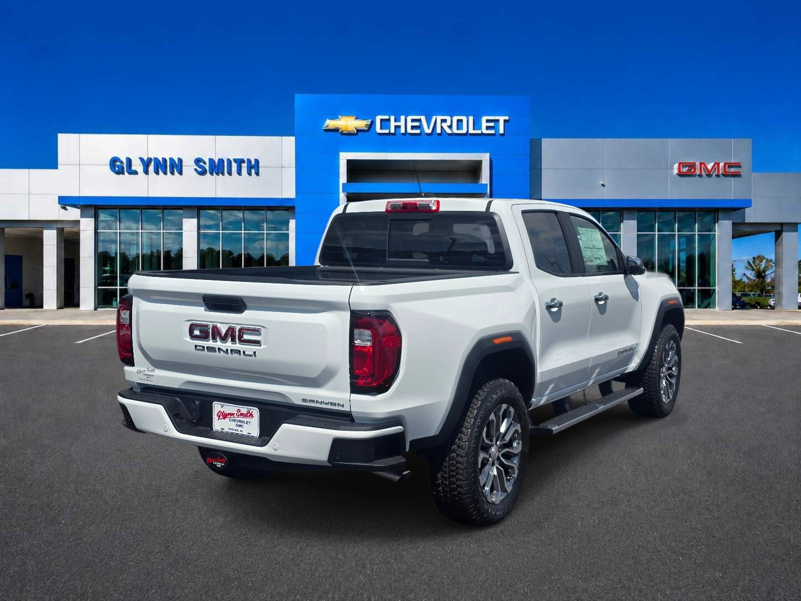 New 2026 GMC Canyon Denali AWD/4WD image 6