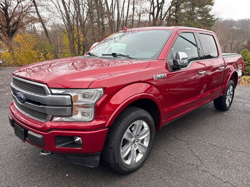 Certified 2018 Ford F150 Platinum w/ Equipment Group 701A Luxury image 3