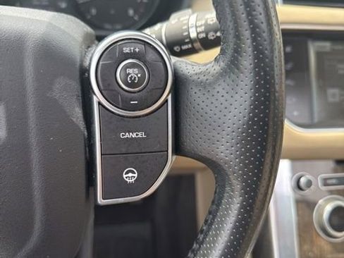 Used 2016 Land Rover Range Rover Sport HSE image 17