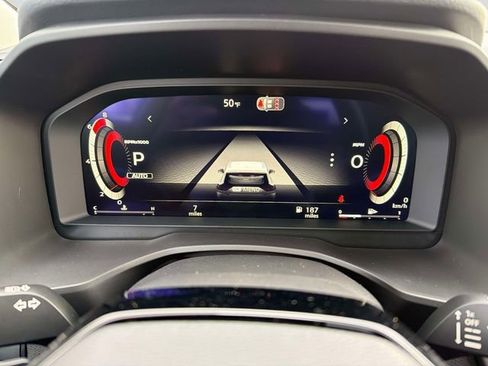 New 2026 Nissan Kicks SR w/ Cold Weather Package AWD/4WD image 9