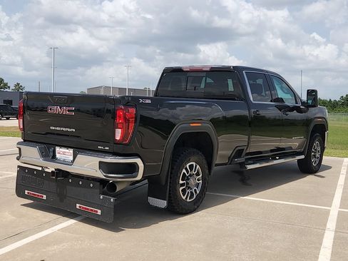 Used 2022 GMC Sierra 2500 SLE w/ SLE Convenience Package AWD/4WD image 5