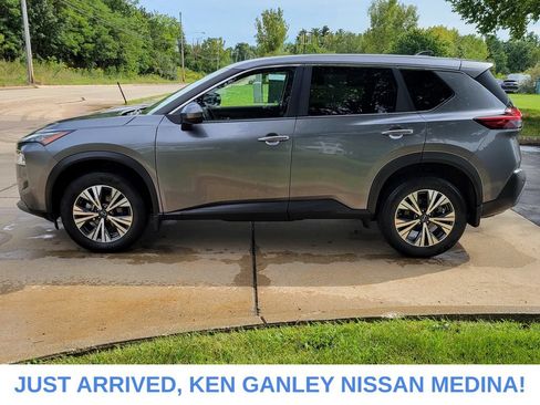 Certified 2023 Nissan Rogue SV AWD/4WD image 6
