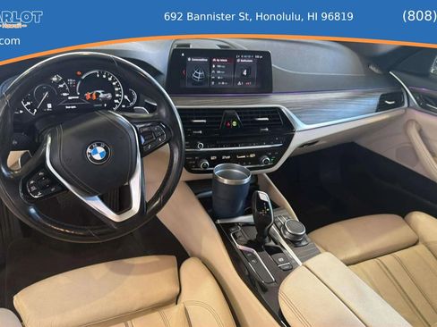 Used 2018 BMW 530e RWD image 20