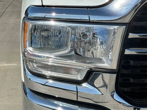 Used 2023 RAM 2500 Big Horn w/ Cold Weather Group AWD/4WD image 32