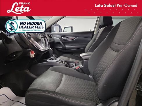 Used 2020 Nissan Rogue S w/ Special Edition Package FWD image 14