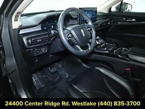 Certified 2022 Lincoln Nautilus AWD w/ Premium Package image 17