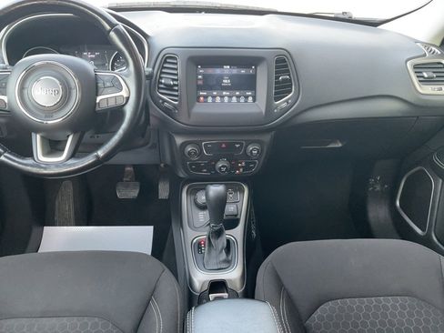 Used 2021 Jeep Compass Sport image 12