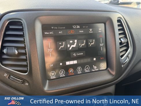 Used 2018 Jeep Compass Trailhawk w/ Leather Interior Group image 15