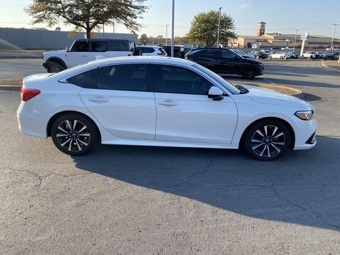 Used 2024 Honda Civic EX image 8