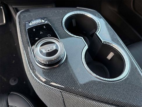New 2026 Cadillac Optiq Sport 2 image 15
