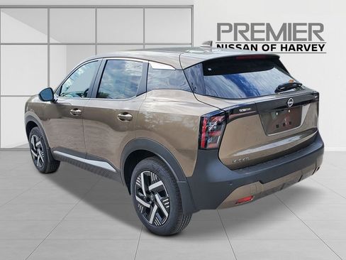 New 2026 Nissan Kicks SV image 4