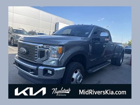 Used 2022 Ford F350 XLT w/ XLT Premium Package AWD/4WD image 1