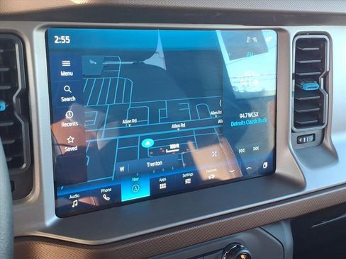 Used 2023 Ford Bronco Outer Banks image 4